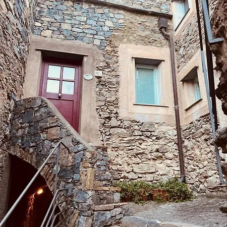 Spacious 2 Bedroom * Colletta