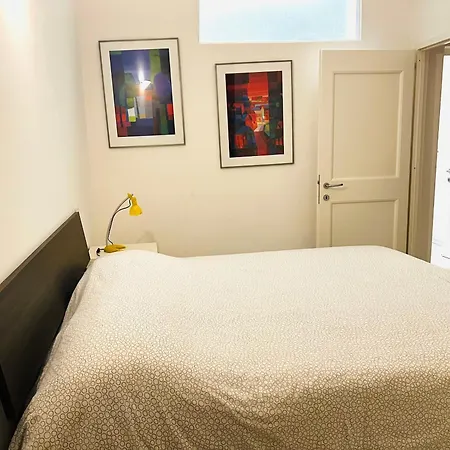 Spacious 2 Bedroom شقة