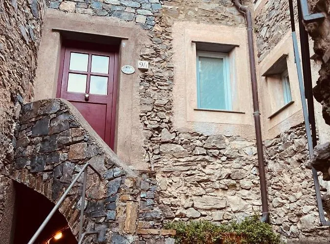 Spacious 2 Bedroom * Colletta