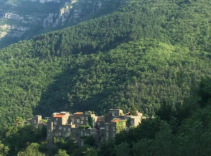 Apartamento Spacious 2 Bedroom Colletta