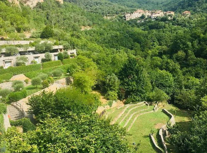 Spacious 2 Bedroom Colletta