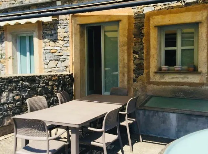 Spacious 2 Bedroom * Colletta