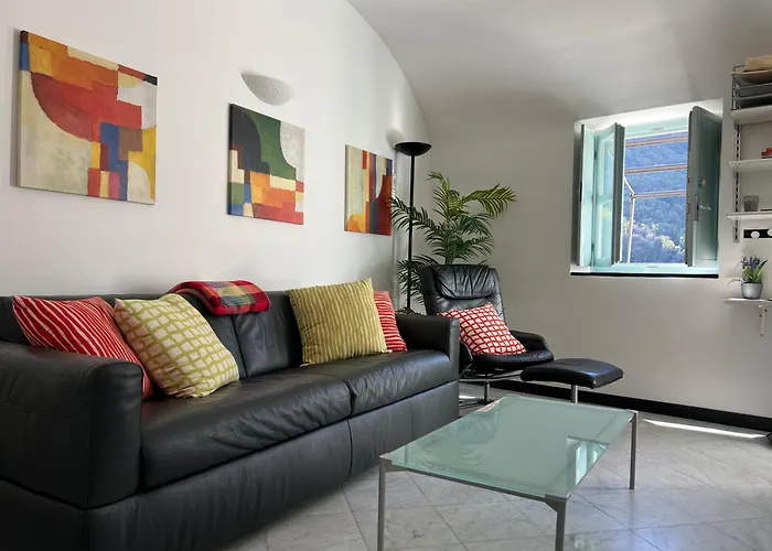 Spacious 2 Bedroom Colletta