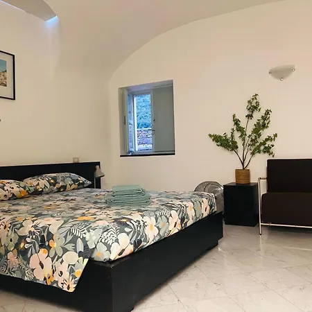 דירה Spacious 2 Bedroom